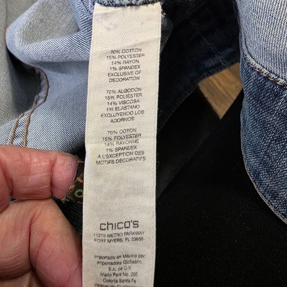 PLATINUM CHICOS Womens light‎ washDenim Jacket Rhinestones Size 1 (8)/(M) - Picture 10 of 11